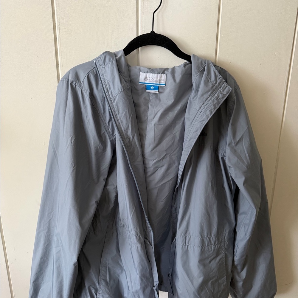 Columbia Light Gray Windbreaker